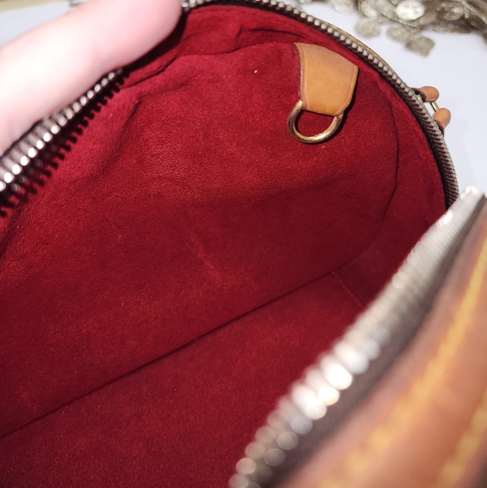 Authentic Louis Vuitton Monogram Klara Shoulder Bag With COA And Dust Bag - Picture 13 of 17